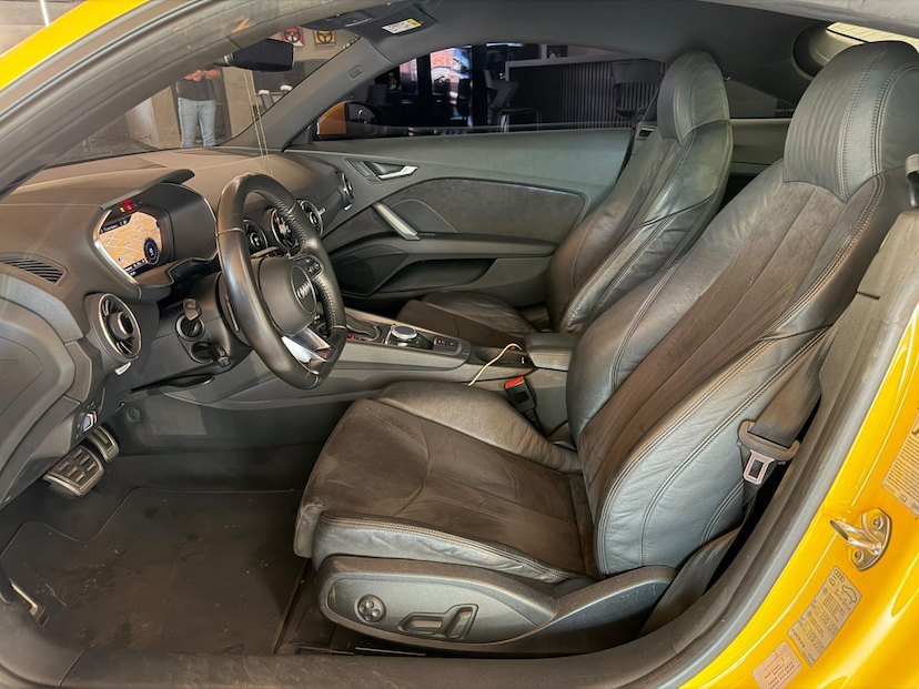 Foto do veículo AUDI TT  COUPE 230CV I 2016 53.391 KM 235.000,00