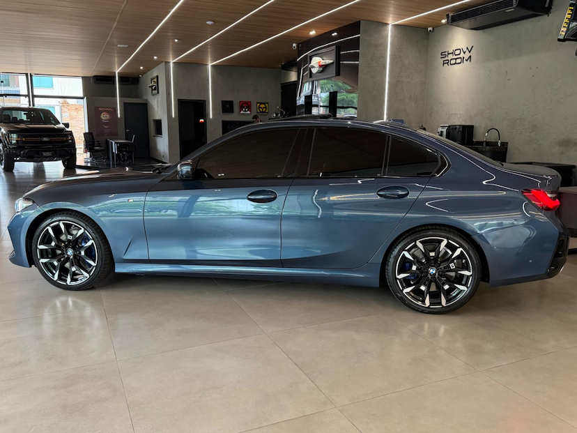 Foto do veículo BMW 320I  M SPORT FLEX 2025 27.288 KM 299.000,00