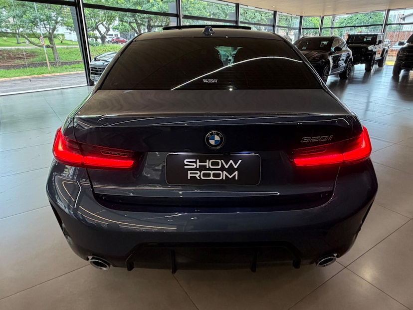 Foto do veículo BMW 320I  M SPORT FLEX 2025 27.288 KM 299.000,00