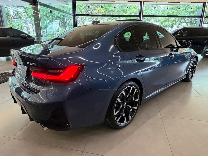Foto do veículo BMW 320I  M SPORT FLEX 2025 27.288 KM 299.000,00