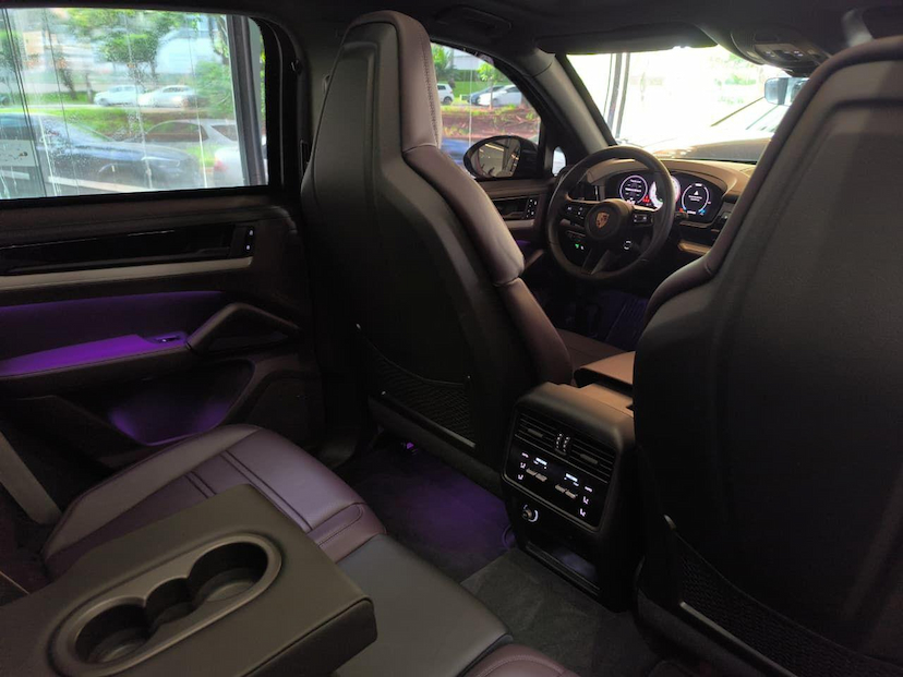 Foto do veículo PORSCHE CAYENNE  S PHEV 2025 2.200 KM 1.020.000,00