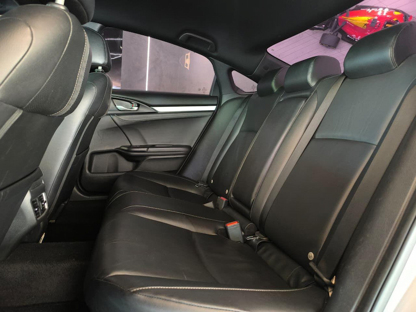 Foto do veículo HONDA CIVIC  EXL CVT 2021 51.200 KM 128.000,00
