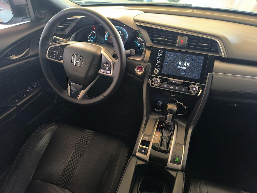 Foto do veículo HONDA CIVIC  EXL CVT 2021 51.200 KM 128.000,00