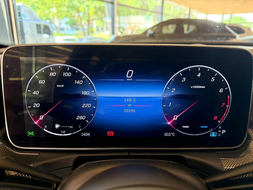 Foto do veículo MERCEDES-BENZ C 300 0.0 C300 AMG LINE 2023 30.205 KM R$ 279.000,00