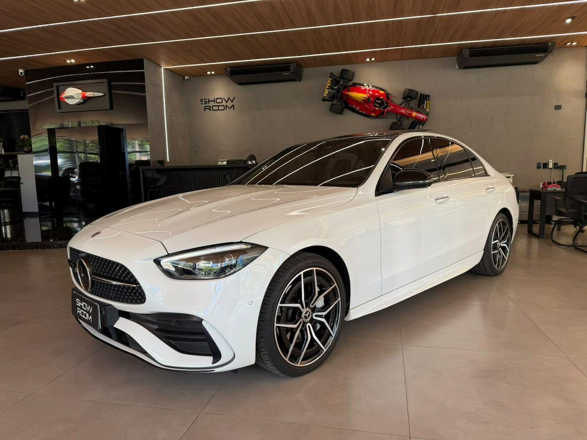 Foto do veículo MERCEDES-BENZ C 300 0.0 C300 AMG LINE 2022/2023 30.205 KM R$ 279.000,00