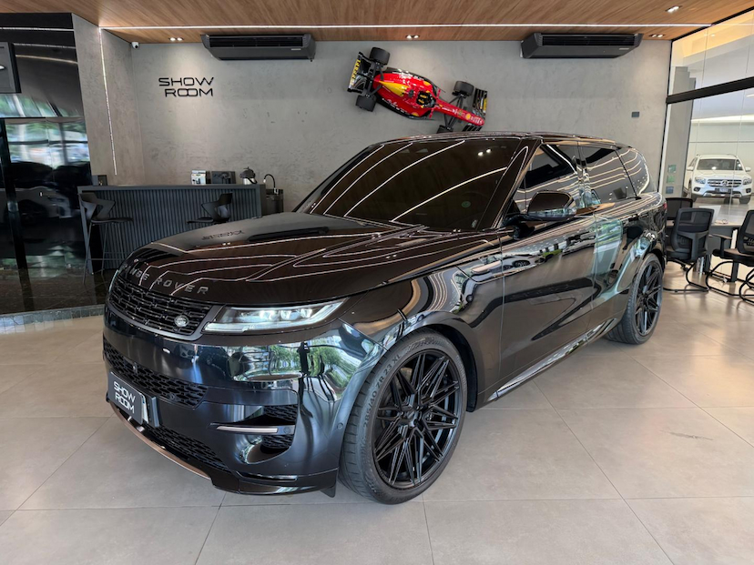 Foto do veículo LAND ROVER RANGE ROVER SPORT  2023 29.400 KM R$ 690.000,00