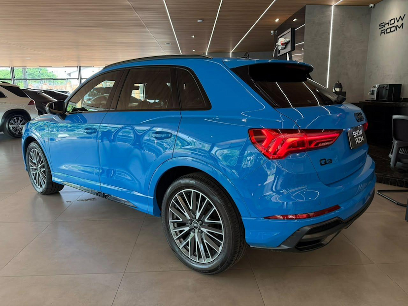 Foto do veículo AUDI Q3  2021 47.700 KM R$ 169.000,00