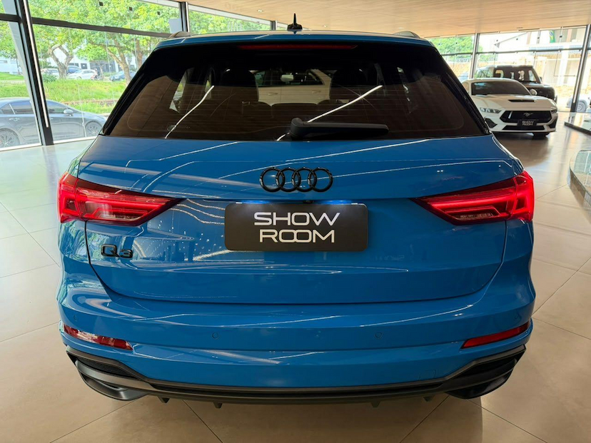 Foto do veículo AUDI Q3  2021 47.700 KM R$ 169.000,00