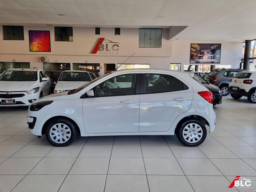 Foto do veículo FORD KA  SE 1.0 HA C 2021 100.391 KM 50.900,00