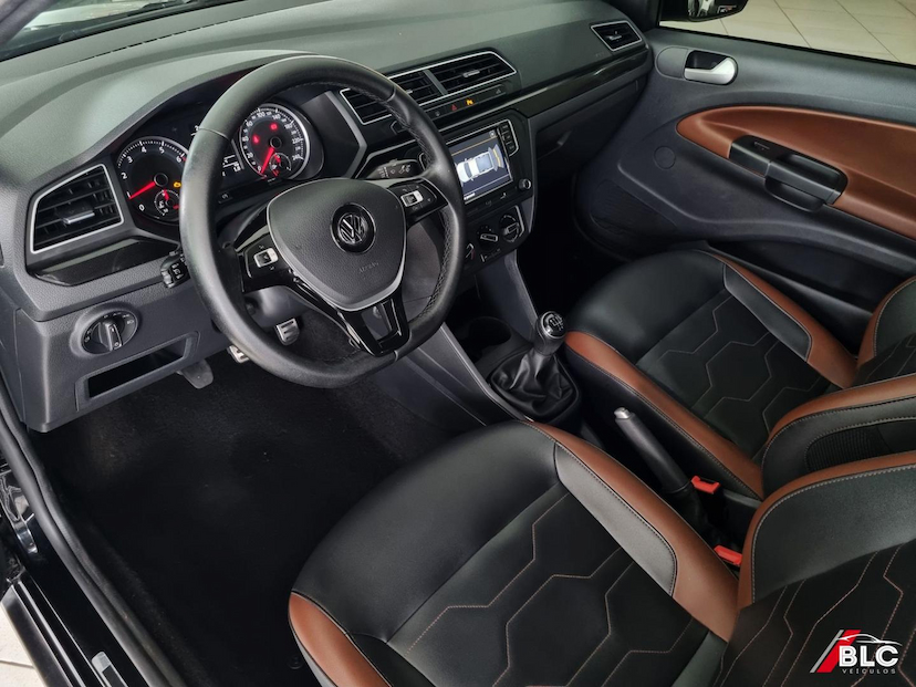 Foto do veículo VOLKSWAGEN SAVEIRO  CD CROSS MPI 2023 116.182 KM 89.900,00