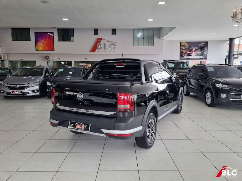 Foto do veículo VOLKSWAGEN SAVEIRO  CD CROSS MPI 2023 116.182 KM 89.900,00