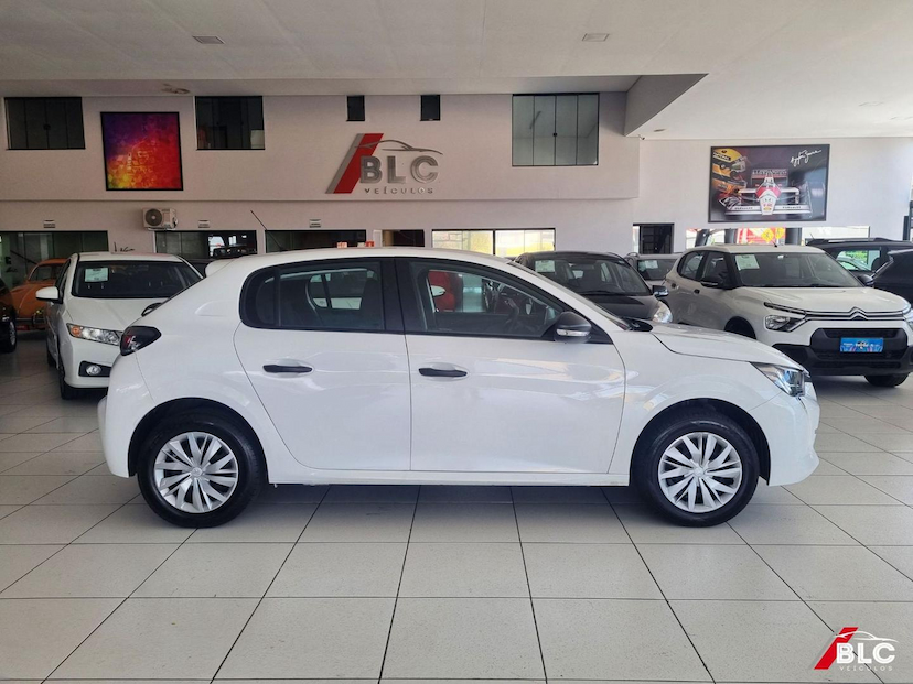 Foto do veículo PEUGEOT 208  LIKE 1.0 FLEX 6V 5P MEC. 2024 42.848 KM 69.500,00