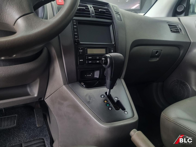 Foto do veículo HYUNDAI TUCSON  2.0 GLS FLEX 4P AUT 2017 155.015 KM 64.900,00