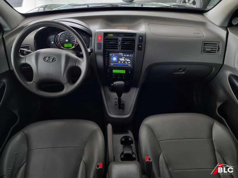 Foto do veículo HYUNDAI TUCSON  2.0 GLS FLEX 4P AUT 2017 155.015 KM 64.900,00