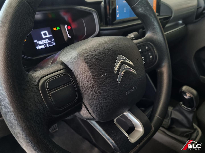 Foto do veículo CITROËN C3  LIVE PACK 1.0 FLEX 6V 5P MEC. 2024 46.005 KM 68.900,00