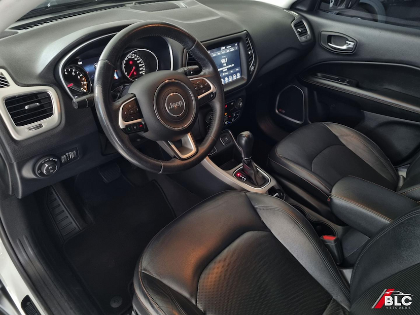 Foto do veículo JEEP COMPASS  LONGITUDE F 2019 75.453 KM 98.900,00