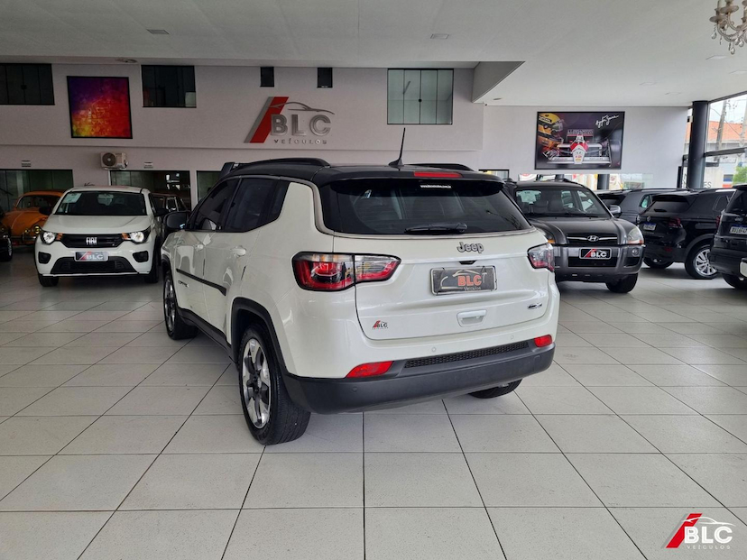 Foto do veículo JEEP COMPASS  LONGITUDE F 2019 75.453 KM 98.900,00