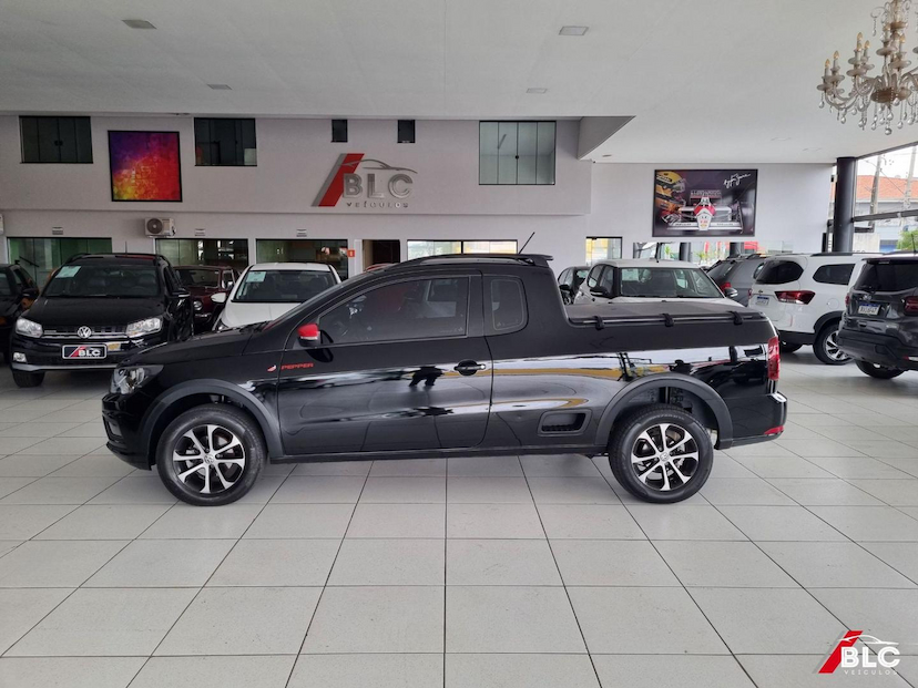 Foto do veículo VOLKSWAGEN SAVEIRO NOVA  PP MBVE 2018 117.124 KM 71.900,00