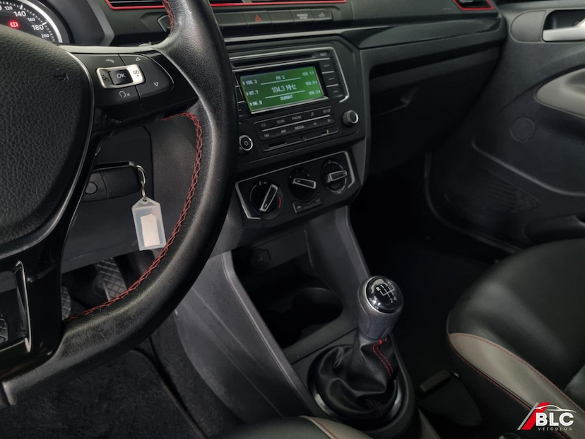 Foto do veículo VOLKSWAGEN SAVEIRO NOVA  PP MBVE 2018 117.124 KM 71.900,00