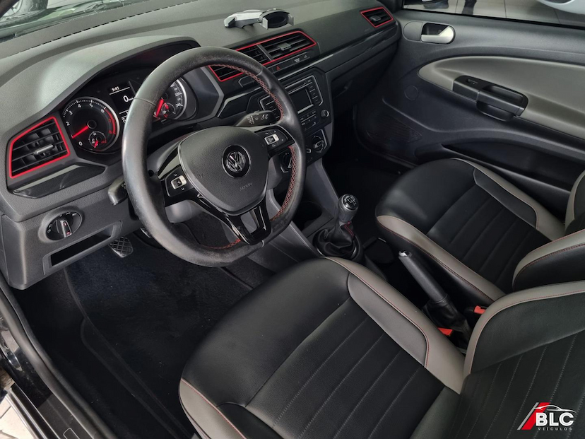 Foto do veículo VOLKSWAGEN SAVEIRO NOVA  PP MBVE 2018 117.124 KM 71.900,00