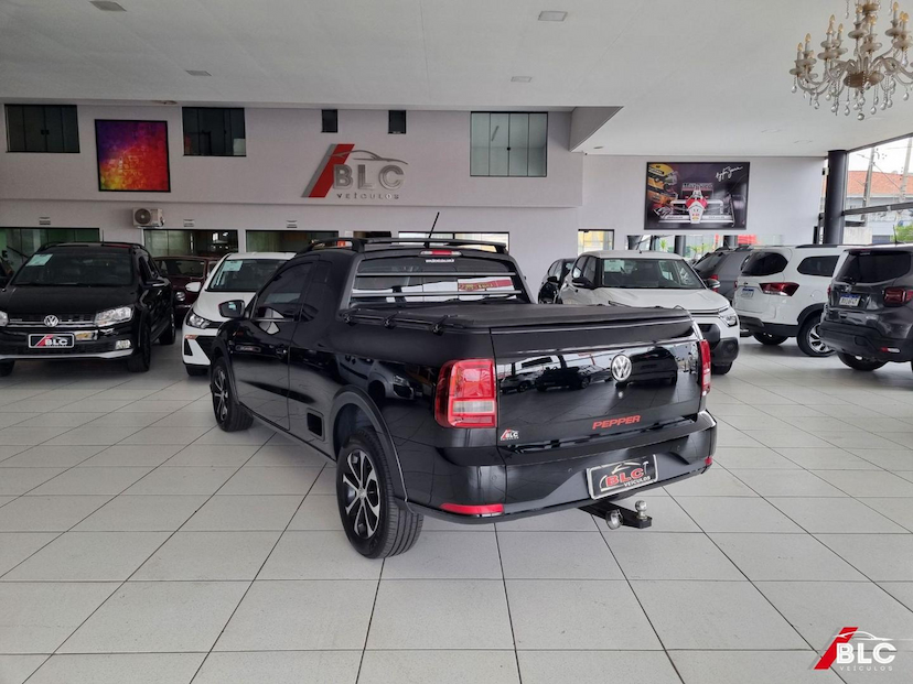 Foto do veículo VOLKSWAGEN SAVEIRO NOVA  PP MBVE 2018 117.124 KM 71.900,00
