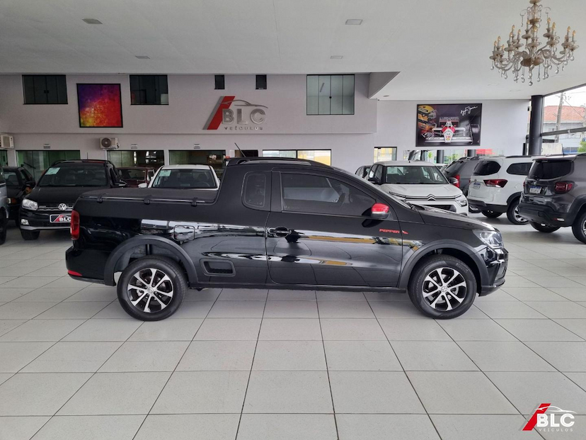 Foto do veículo VOLKSWAGEN SAVEIRO NOVA  PP MBVE 2018 117.124 KM 71.900,00