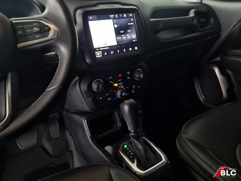 Foto do veículo JEEP RENEGADE  LONGITUDE T270 1.3 TB 4X2 FLEX AUT 2023 61.166 KM 102.900,00