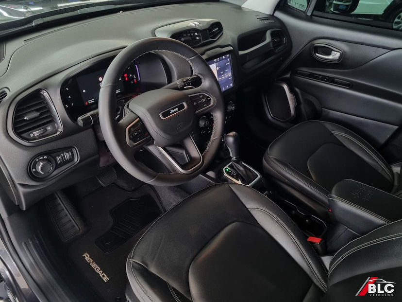 Foto do veículo JEEP RENEGADE  LONGITUDE T270 1.3 TB 4X2 FLEX AUT 2023 61.166 KM 102.900,00
