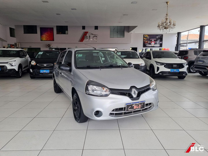 Foto do veículo RENAULT CLIO  EXPRESSION 1.0 16V HI-FLEX 4P 2014 181.106 KM 30.900,00