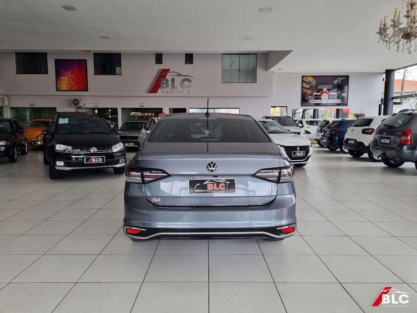 Foto do veículo VOLKSWAGEN VIRTUS  1.0 200 TSI COMFORTLINE AUTOMÁTICO 2024 31.979 KM 106.900,00