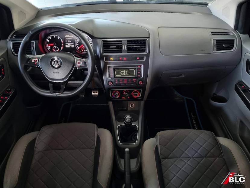 Foto do veículo VOLKSWAGEN FOX  HIGHLINE 1.6 16V MSI 2016 151.808 KM 51.500,00