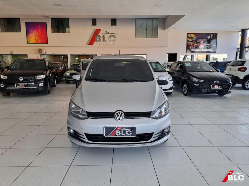 Foto do veículo VOLKSWAGEN FOX  HIGHLINE 1.6 16V MSI 2016 151.808 KM 51.500,00