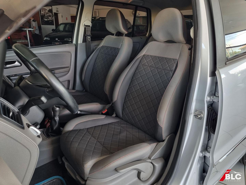Foto do veículo VOLKSWAGEN FOX  HIGHLINE 1.6 16V MSI 2016 151.808 KM 51.500,00