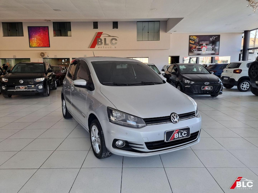 Foto do veículo VOLKSWAGEN FOX  HIGHLINE 1.6 16V MSI 2016 151.808 KM 51.500,00