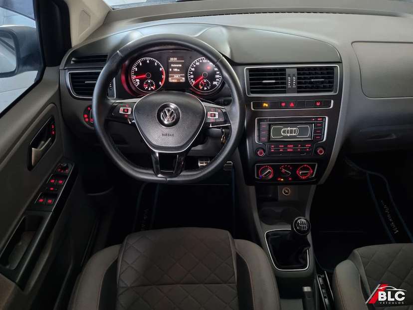 Foto do veículo VOLKSWAGEN FOX  HIGHLINE 1.6 16V MSI 2016 151.808 KM 51.500,00