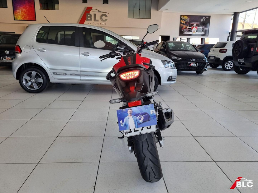 Foto do veículo HONDA CB  300F TWISTER ABS 2023 3.773 KM 24.900,00