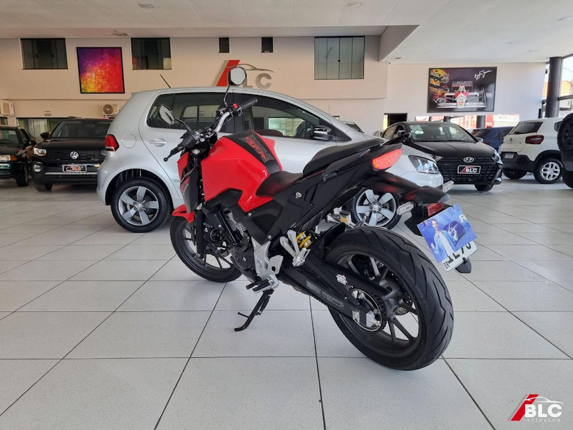 Foto do veículo HONDA CB  300F TWISTER ABS 2023 3.773 KM 24.900,00