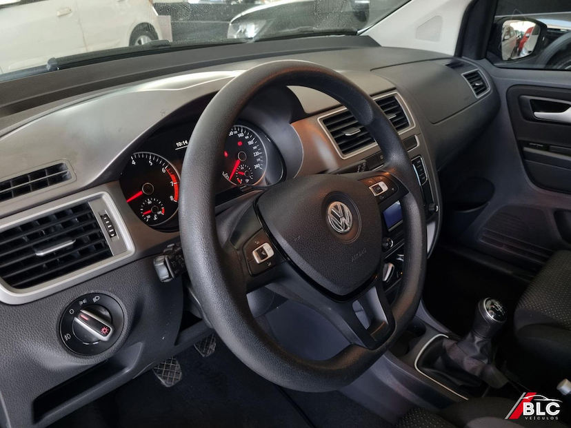 Foto do veículo VOLKSWAGEN FOX  CONNECT 1.6 MB MANUAL 2020 41.860 KM 62.900,00
