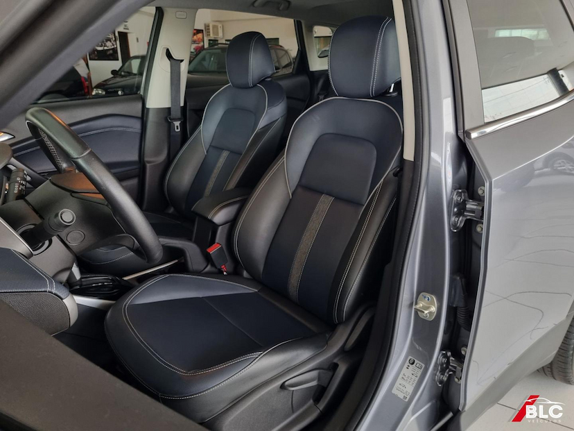 Foto do veículo CHEVROLET TRACKER  PREMIER 1.2 TURBO 12V FLEX AUT 2022 55.243 KM 104.900,00
