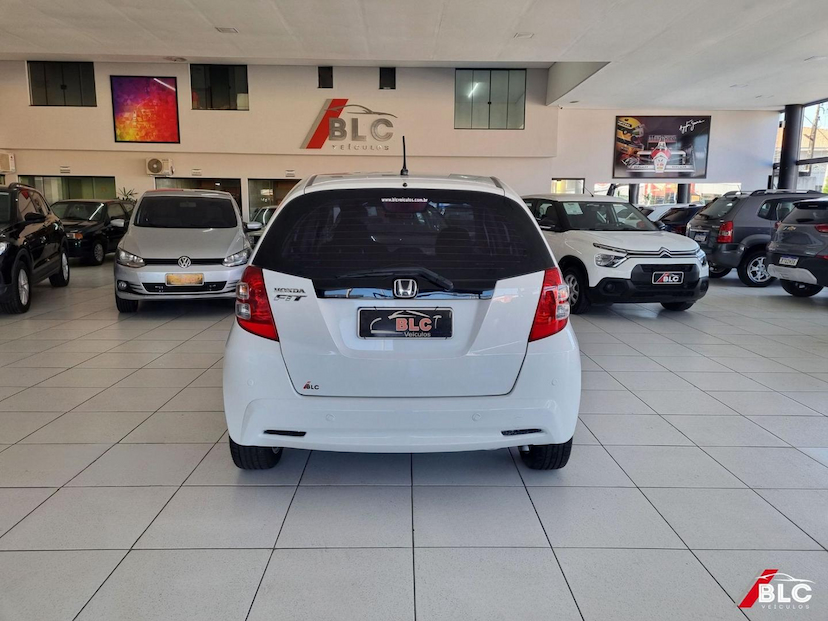 Foto do veículo HONDA FIT  1.5 EX 16V FLEX 4P AUTOMATICO 2014 117.443 KM 58.900,00
