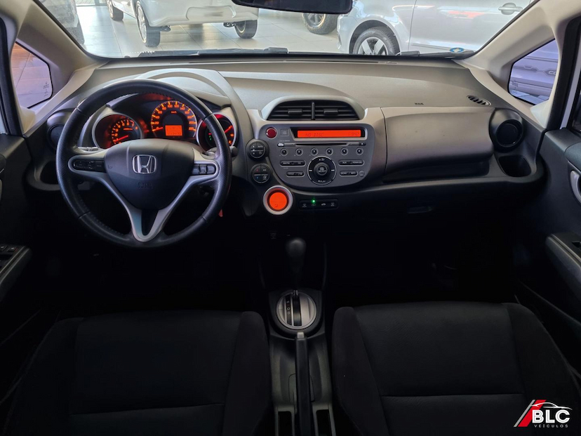 Foto do veículo HONDA FIT  1.5 EX 16V FLEX 4P AUTOMATICO 2014 117.443 KM 58.900,00