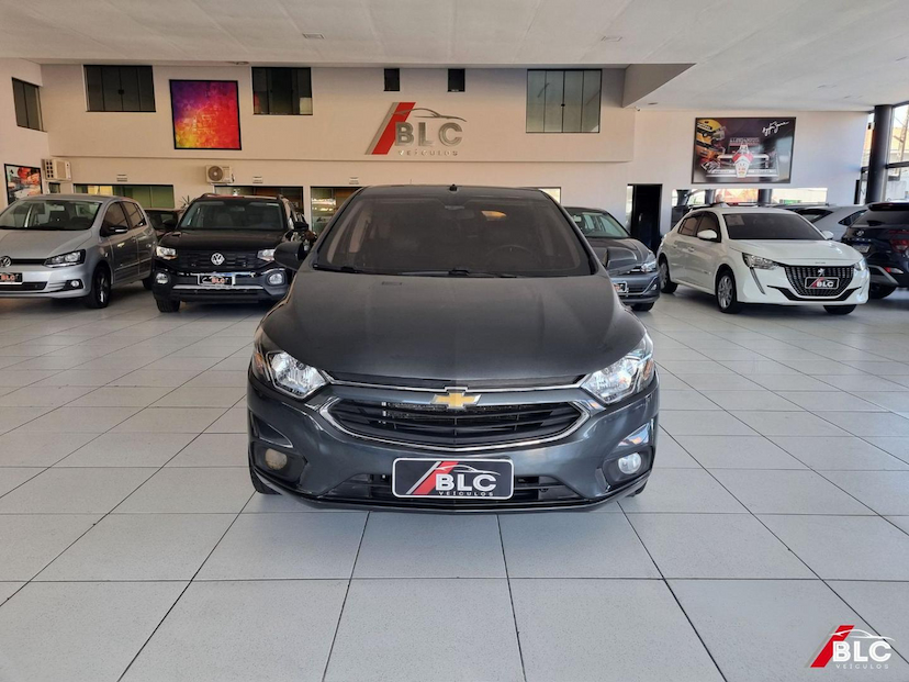 Foto do veículo CHEVROLET ONIX  1.4AT LTZ 2019 108.731 KM 68.900,00