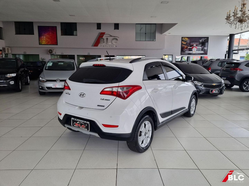 Foto do veículo HYUNDAI HB20X  1.6A STYLE 2014 154.071 KM 57.500,00