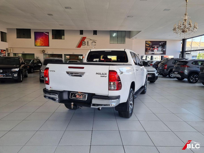 Foto do veículo TOYOTA HILUX  2.8 SRV 4X4 CD 16V DIESEL 4P AUT 2020 119.085 KM 188.900,00