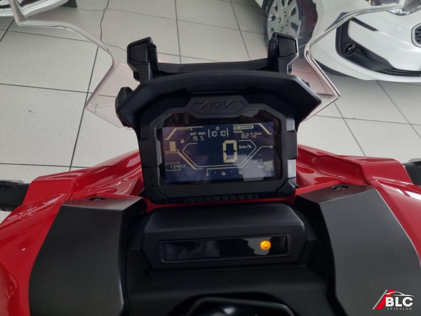 Foto do veículo HONDA ADV 150  150 2022 8.272 KM 21.900,00