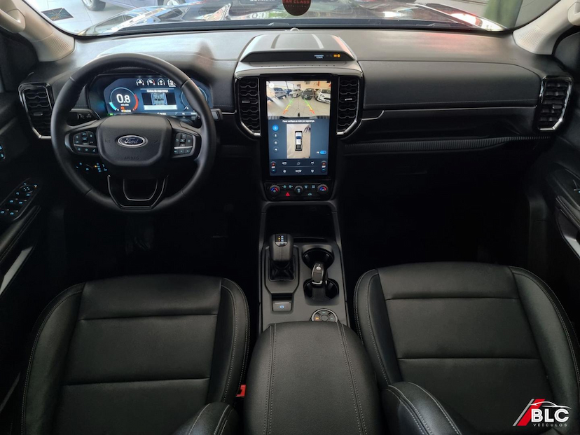 Foto do veículo FORD RANGER  LTDPCD3D4A 2024 70.984 KM 276.900,00