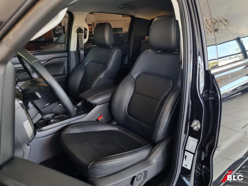 Foto do veículo FORD RANGER  LTDPCD3D4A 2024 70.984 KM 276.900,00