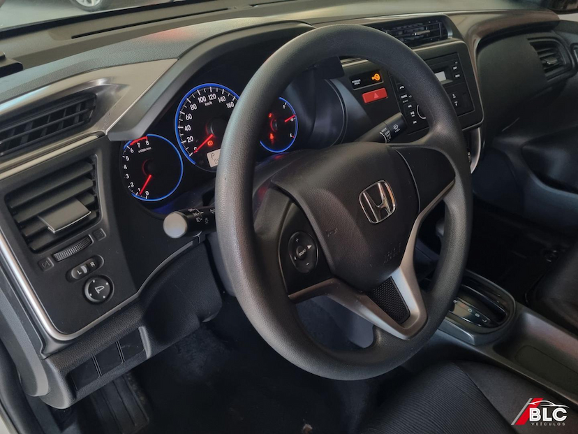 Foto do veículo HONDA CITY  LX CVT 2016 91.698 KM 71.900,00