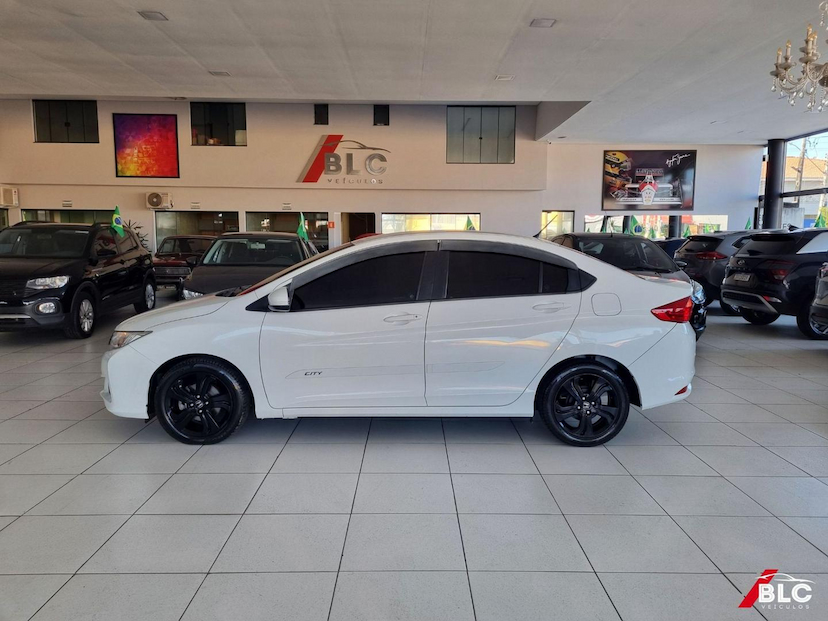 Foto do veículo HONDA CITY  LX CVT 2016 91.698 KM 71.900,00