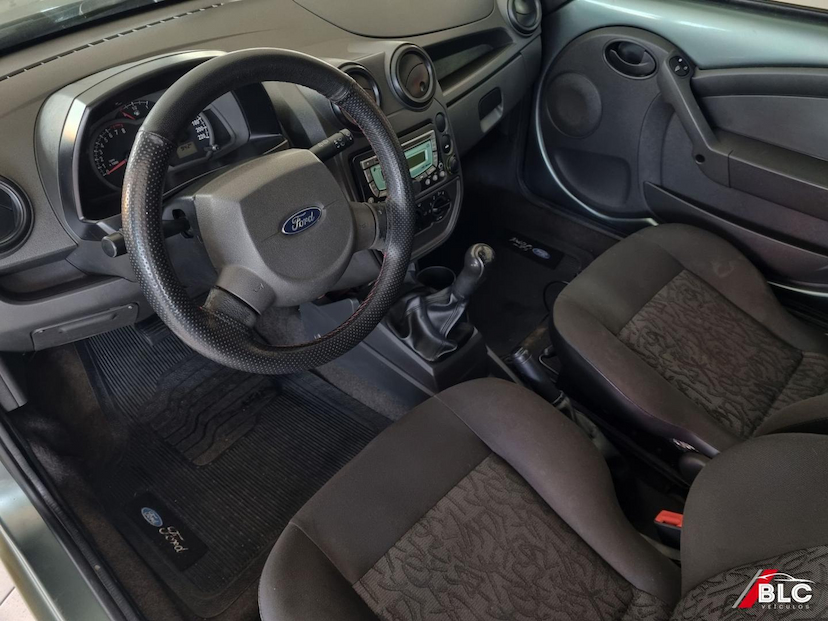 Foto do veículo FORD KA FLEX 2011 138.039 KM 24.900,00